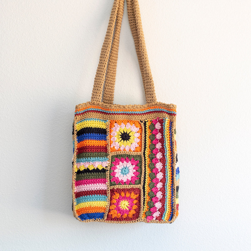 Gehäkelte Umhängetasche für Damen im Granny-Square-Patchwork-Design – Boho-Stil für Alltag & Geschenke