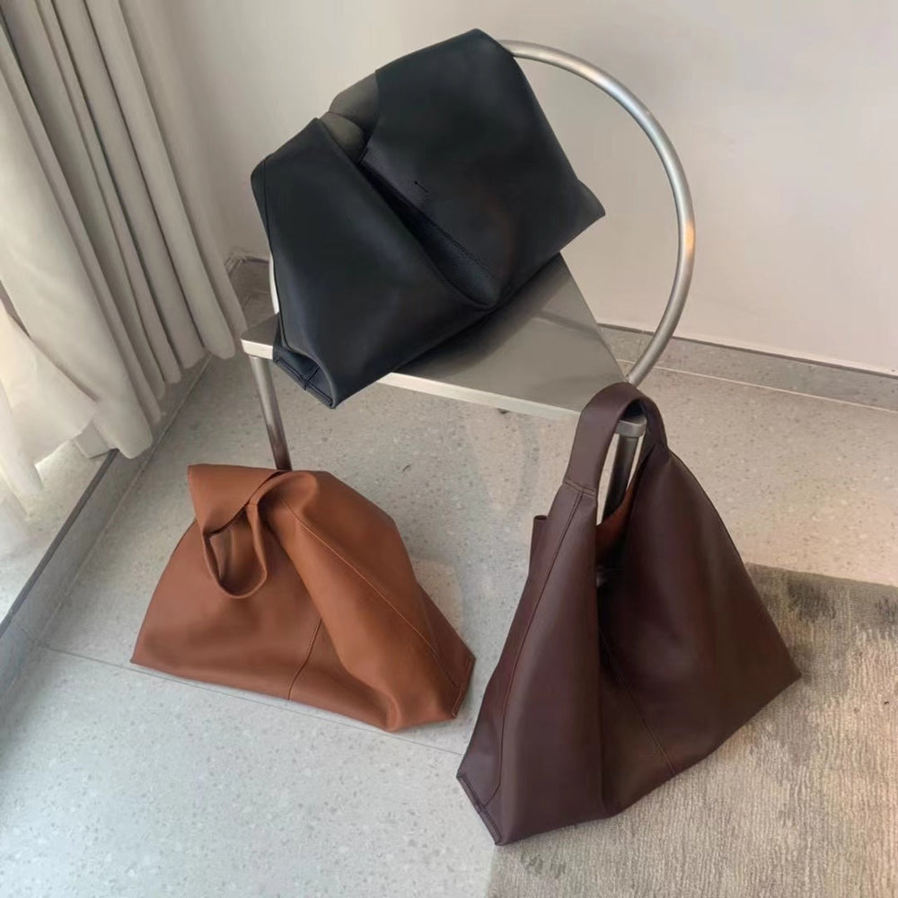 Große Hobo-Schultertasche aus Leder für Damen für alltägliche City-Outfits