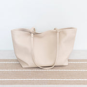 Women’s Large Carryall Tote In Soft Pebbled Leather for Everyday City Outfits
