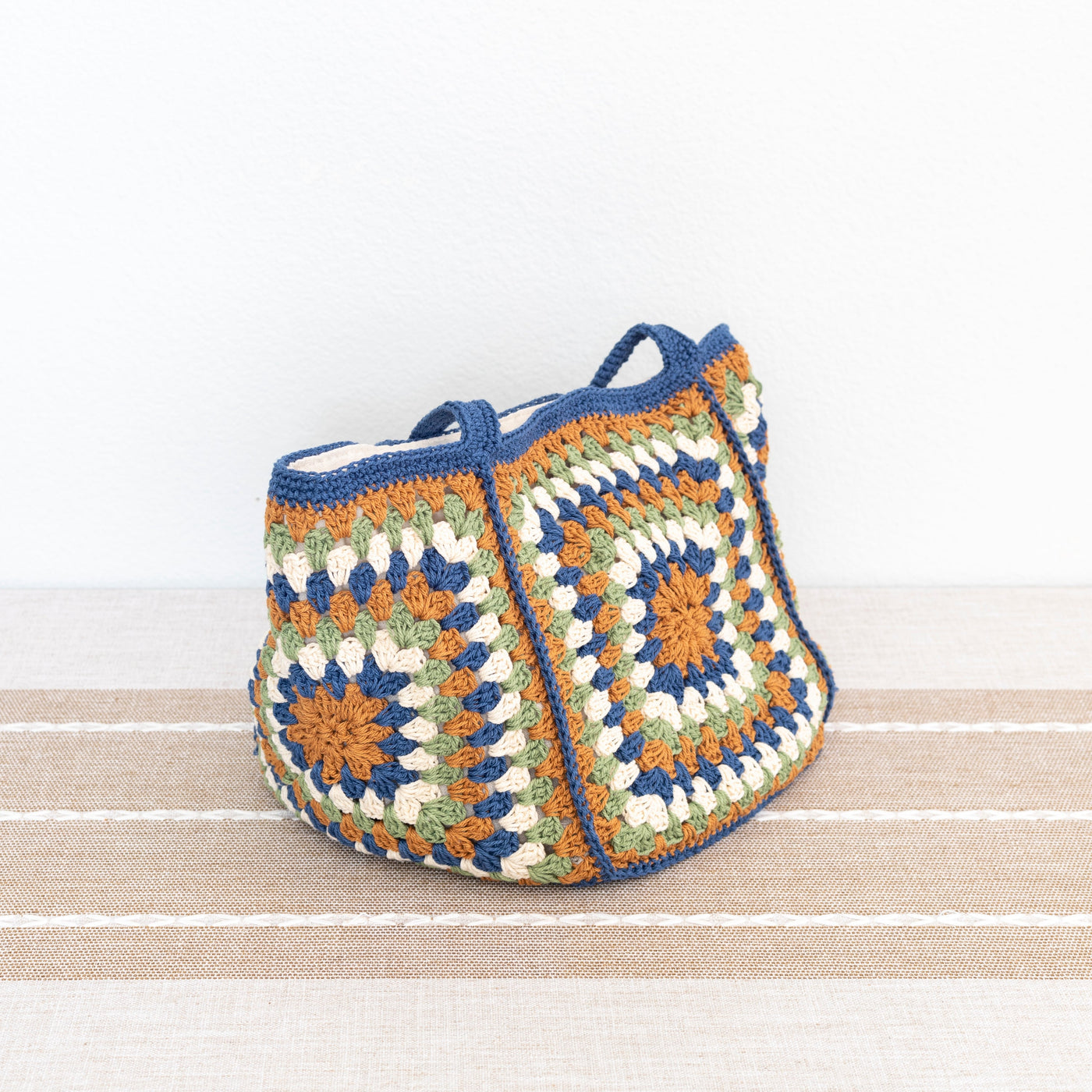 Women’s Crochet Granny Square Shoulder Bag for Boho Everyday Style & Gifts