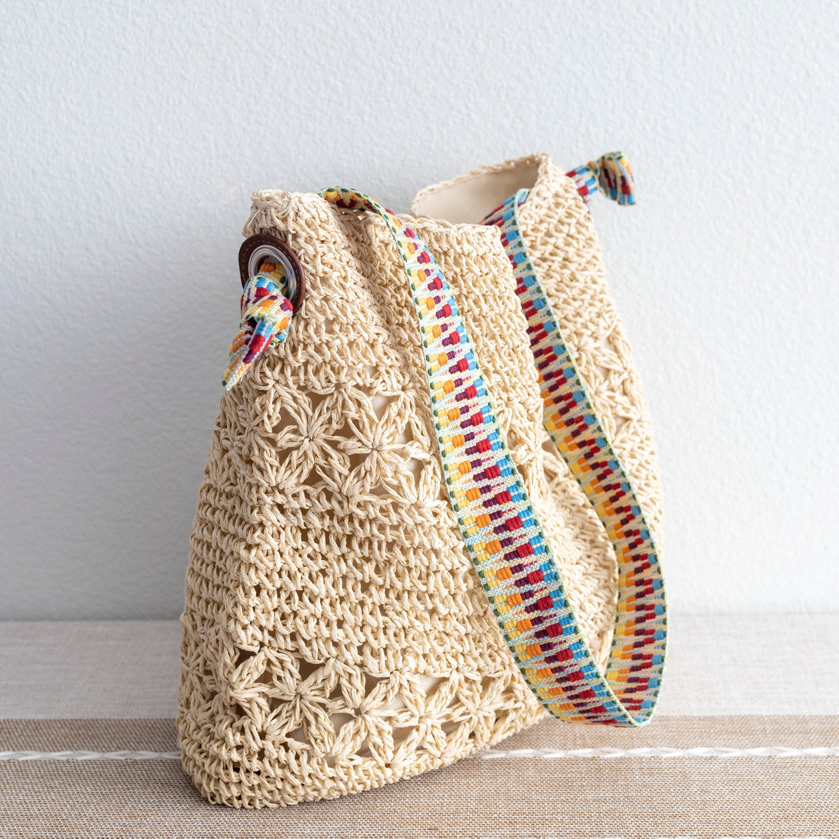 Women’s Lightweight Straw Woven Summer Tote for Beach, Vacation & Summer Outfits