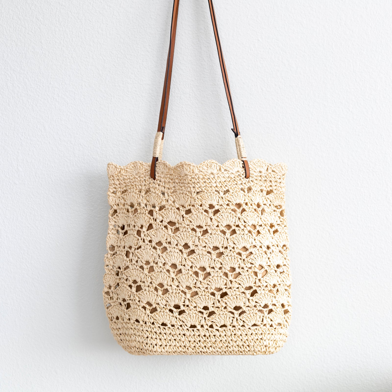 Women’s Straw Woven Tote for Beach, Vacation & Summer Outfits