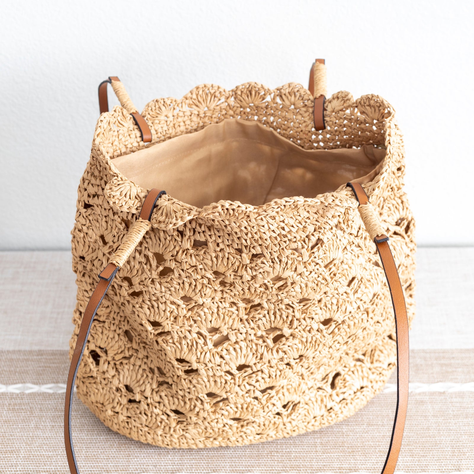 Women’s Straw Woven Tote for Beach, Vacation & Summer Outfits