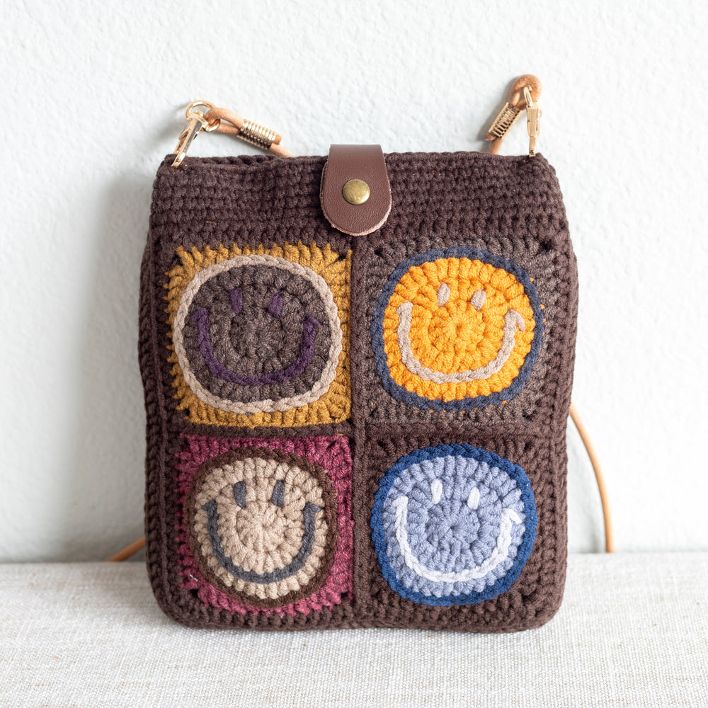 Damen Häkel-Umhängetasche mit Smiley-Gesicht für Boho-Alltagsstil und Geschenke