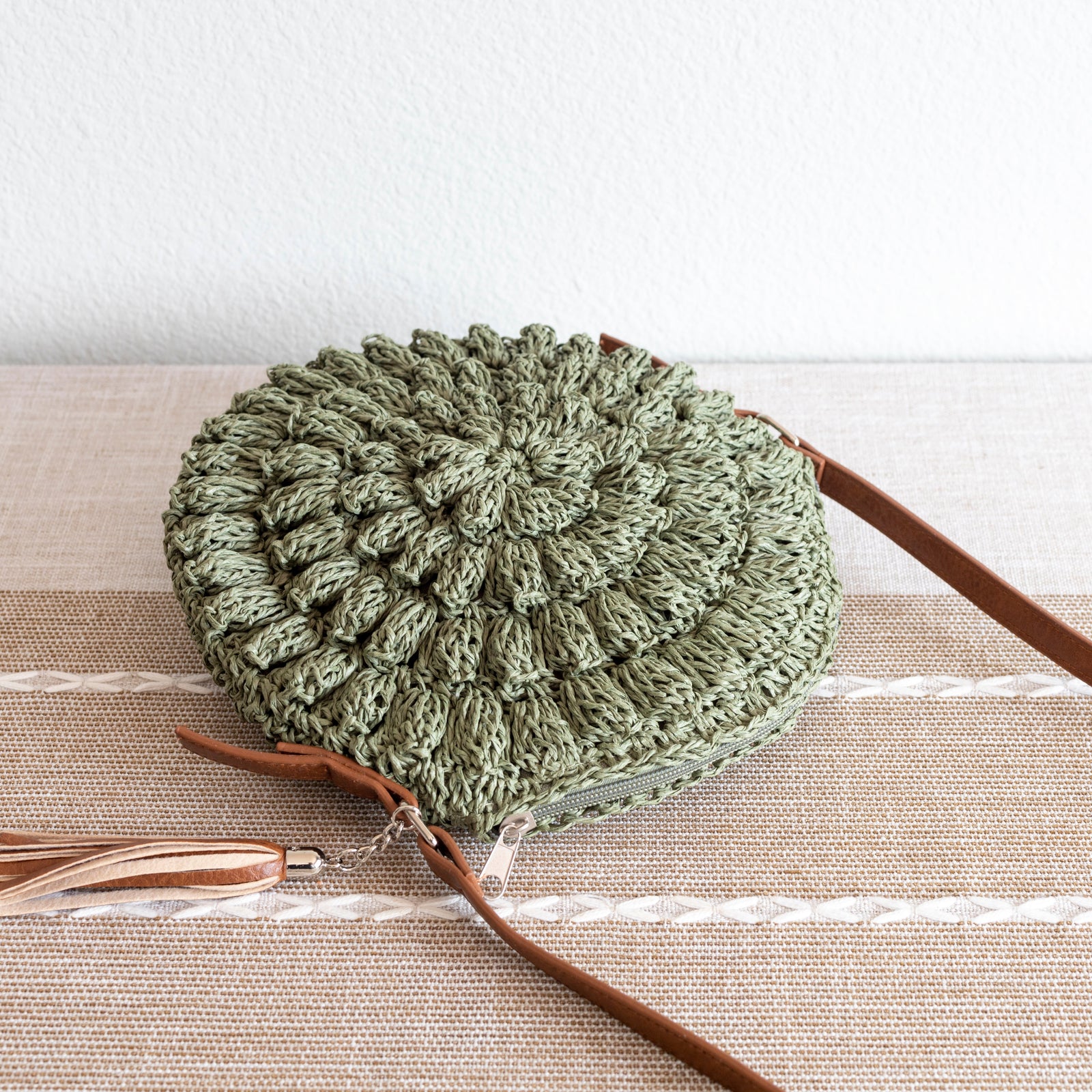 Women’s Straw Woven Round Tote with Leather Strap for Beach, Vacation & Summer Outfits