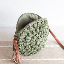 Runde Strohtasche für Damen mit Lederriemen für Strand, Urlaub und Sommer-Outfits