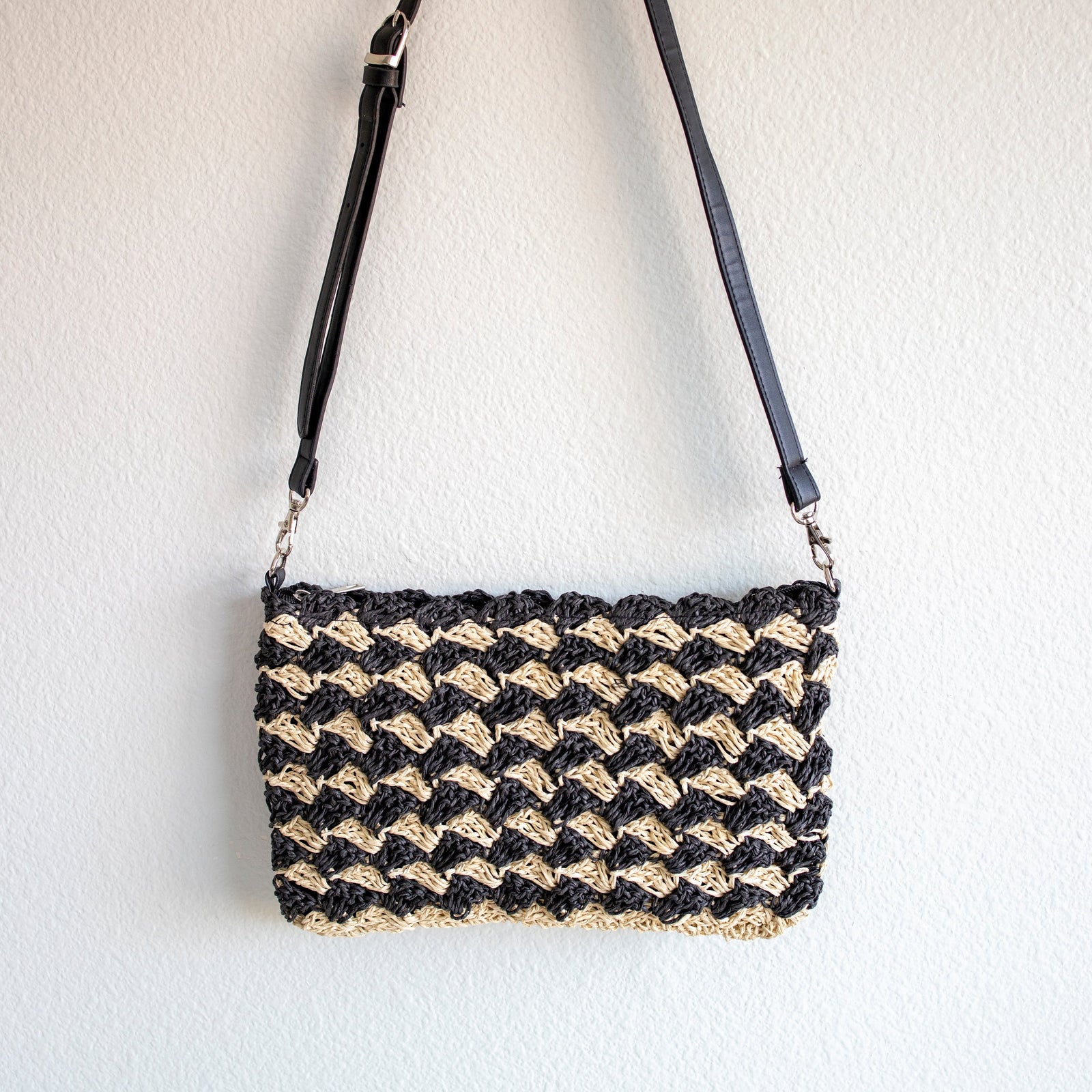 Women’s Straw Woven Striped Crossbody Bag Tote Bag for Beach, Vacation & Summer Outfits