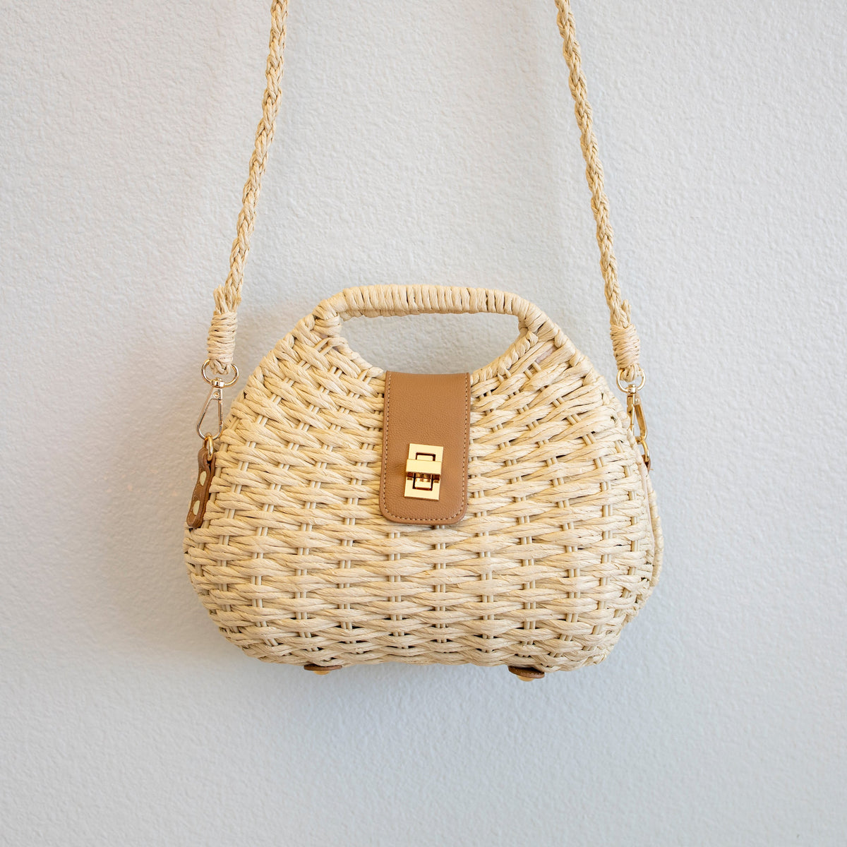 Women’s Straw Shell Shape Crossbody Bag for Beach, Vacation & Summer Outfits
