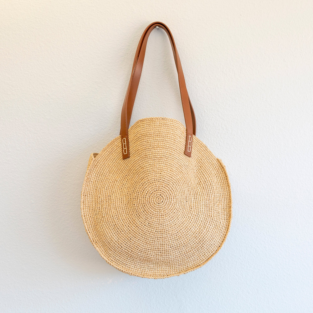 Women’s Round Raffia Woven Shoulder Bag with Genuine Leather Straps Tote Bag for Beach, Vacation & Summer Outfits
