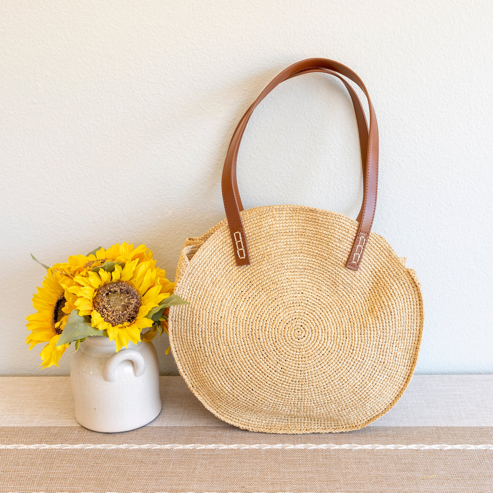 Women’s Round Raffia Woven Shoulder Bag with Genuine Leather Straps Tote Bag for Beach, Vacation & Summer Outfits