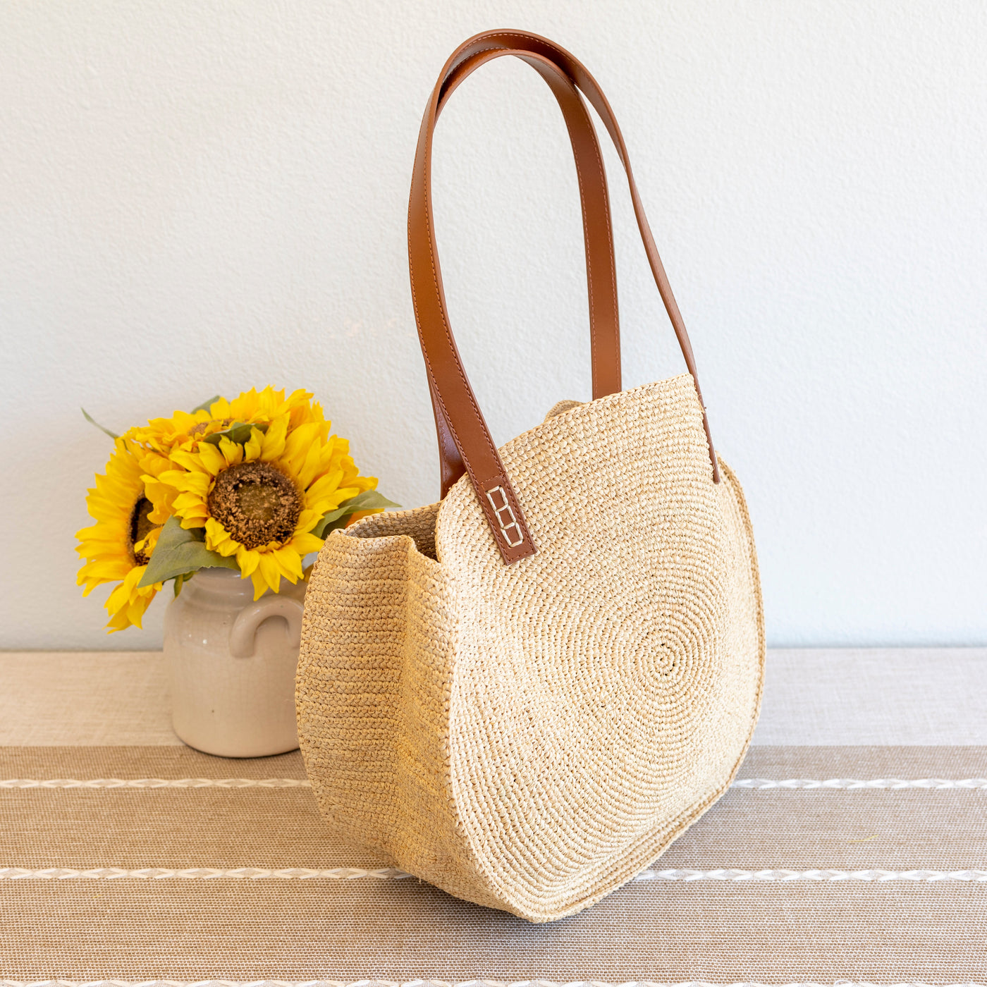 Women’s Round Raffia Woven Shoulder Bag with Genuine Leather Straps Tote Bag for Beach, Vacation & Summer Outfits