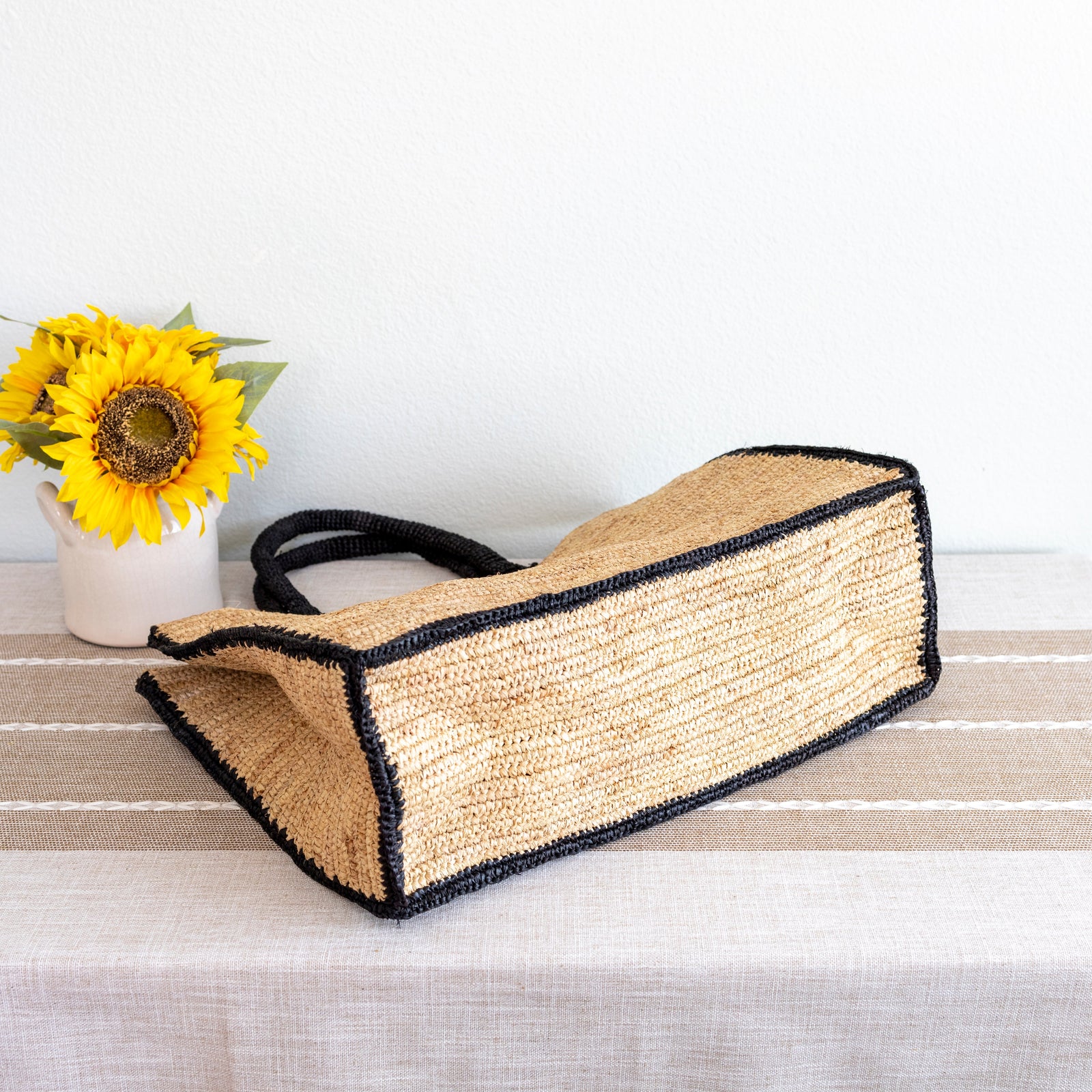 Women’s Extra Large Soft Raffia Woven Summer Straw Tote for Beach, Vacation & Summer Outfits