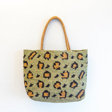 Grüne Leoparden-Raffia-Sommertragetasche für Damen für Strand, Urlaub und Sommer-Outfits
