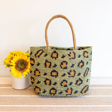 Grüne Leoparden-Raffia-Sommertragetasche für Damen für Strand, Urlaub und Sommer-Outfits