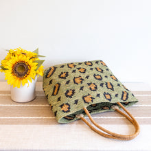 Grüne Leoparden-Raffia-Sommertragetasche für Damen für Strand, Urlaub und Sommer-Outfits