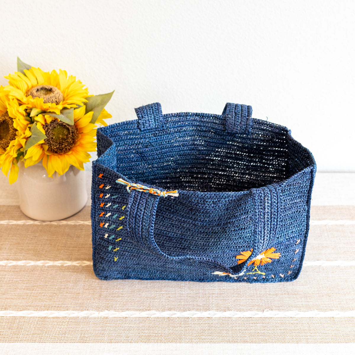Women’s Everyday Small Raffia Straw Handbag Tote Bag for Beach, Vacation & Summer Outfits