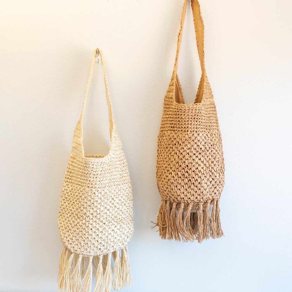 Women’s Large Straw Woven Shoulder Bag with Tassel Tote Bag for Beach, Vacation & Summer Outfits