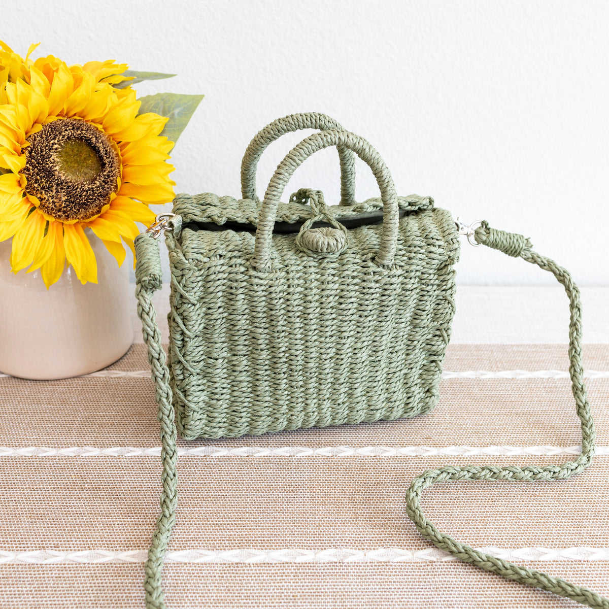 Women’s Beach Straw Woven Box Crossbody Bag Tote Bag for Beach, Vacation & Summer Outfits