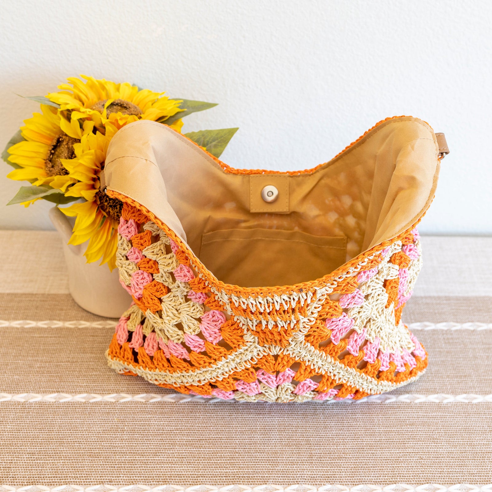 Women’s Straw Woven Shoulder Bag Tote Bag for Beach, Vacation & Summer Outfits