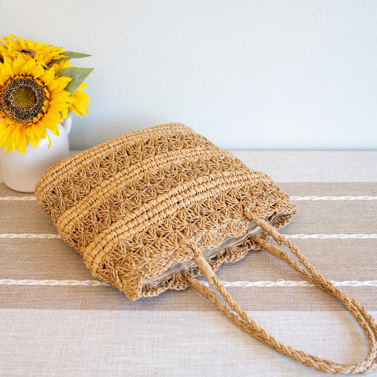 Women’s Long Handle Floral Design Straw Beach Tote for Beach, Vacation & Summer Outfits