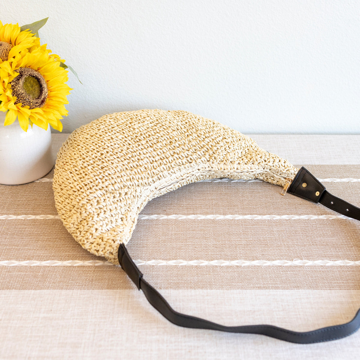 Women’s Large Straw Hobo Crossbody Bag for Beach, Vacation & Summer Outfits