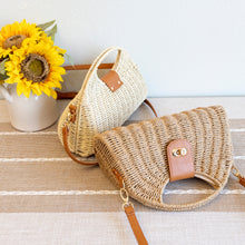 Women’s Straw Shell Shape Crossbody Hobo Bag for Beach, Vacation & Summer Outfits