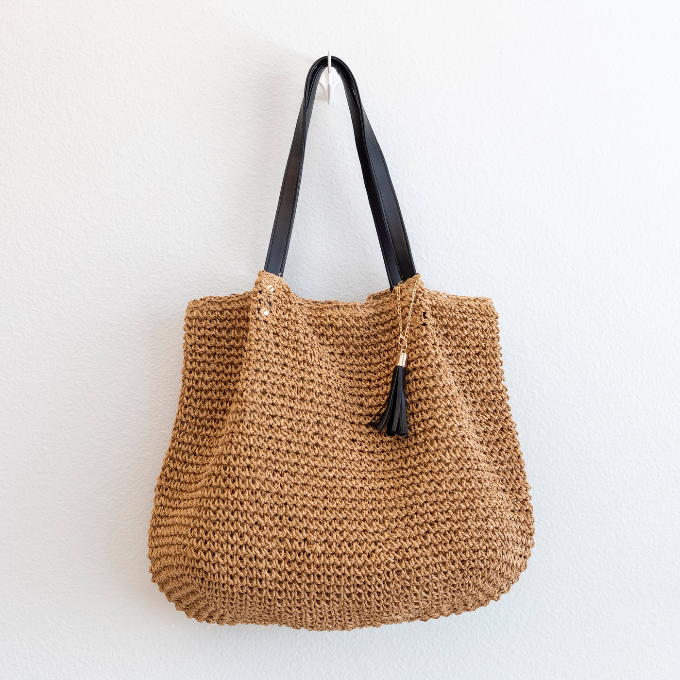 Women’s Straw Woven Tote with Leather Straps and Tassel for Beach, Vacation & Summer Outfits