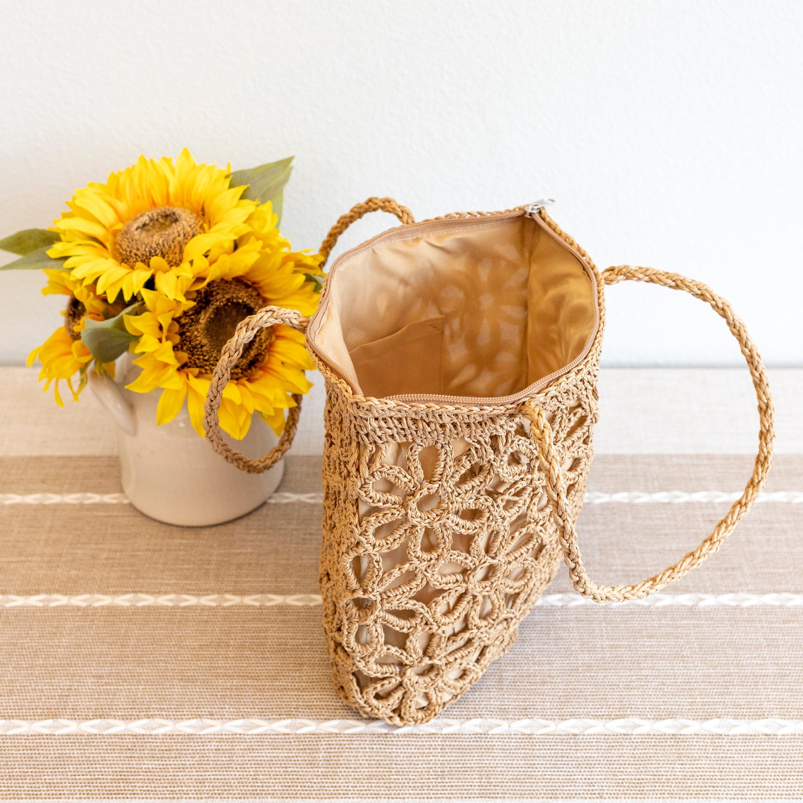 Women’s Long Handle Floral Design Straw Beach Tote for Beach, Vacation & Summer Outfits