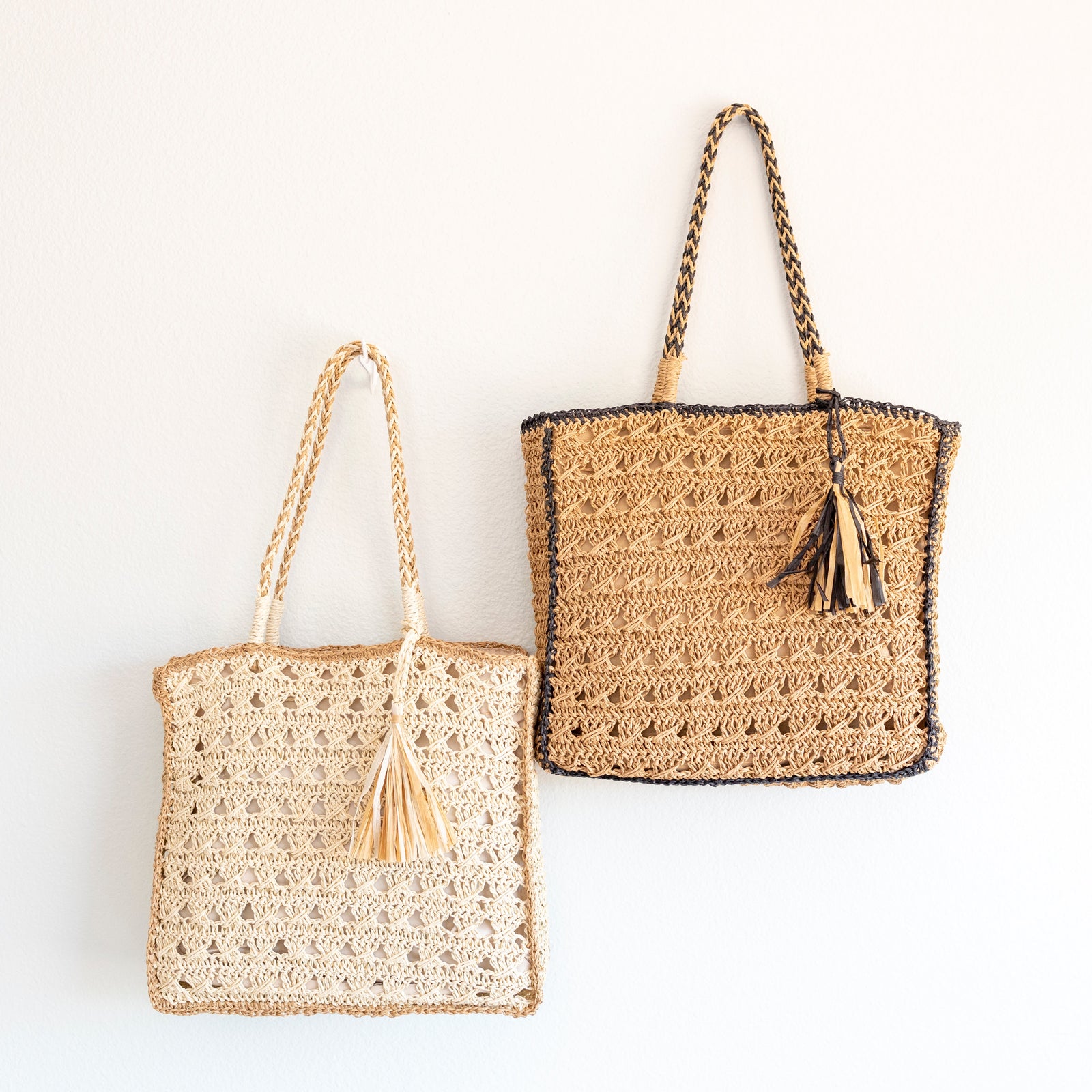 Women’s Straw Woven Shoulder Bag with Tassel Tote Bag for Beach, Vacation & Summer Outfits