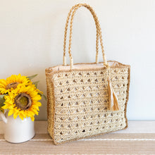 Women’s Straw Woven Shoulder Bag with Tassel Tote Bag for Beach, Vacation & Summer Outfits
