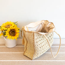Women’s Straw Woven Shoulder Bag with Tassel Tote Bag for Beach, Vacation & Summer Outfits