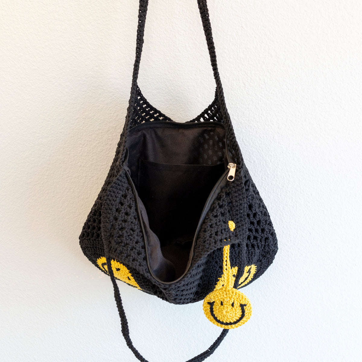 Women’s Cotton Crochet Handmade Shoulder Bag with Smiley Face Design for Boho Everyday Style & Gifts
