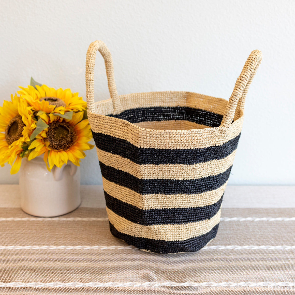 Women’s Summer Raffia Basket Bag for Beach, Vacation & Summer Outfits