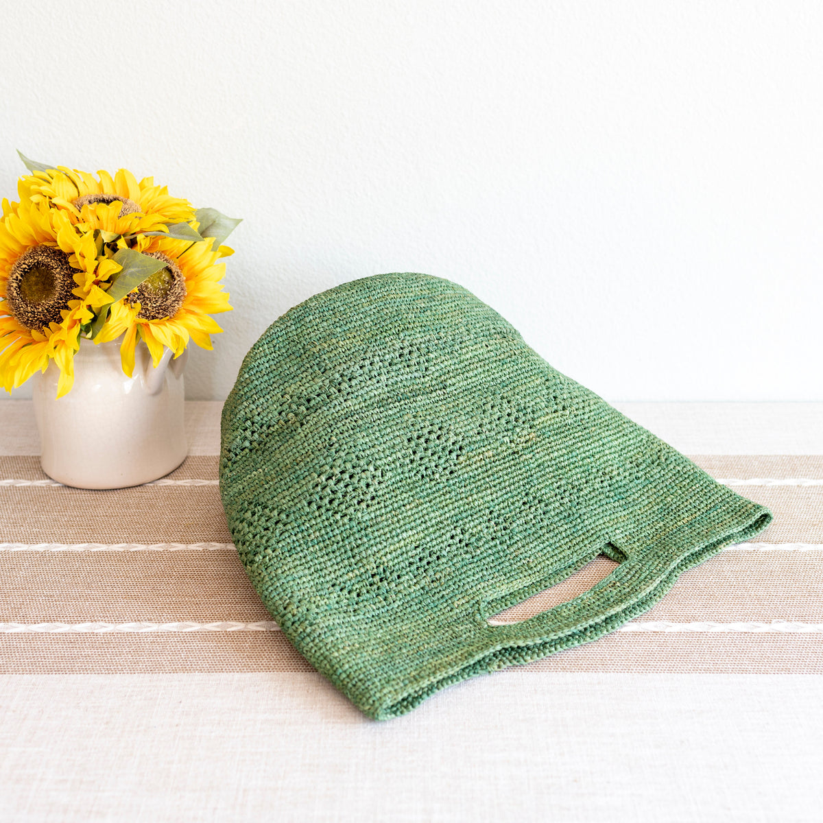 Women’s Hand Woven Raffia Beach Bag in Green Handbag for Beach, Vacation & Summer Outfits
