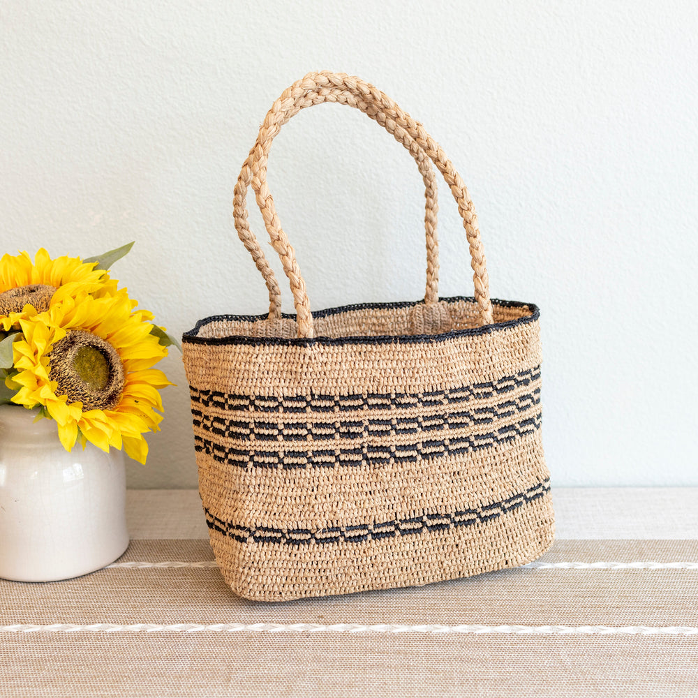 Damen-Handtasche aus Raffiastroh für Strand, Urlaub und Sommer-Outfits