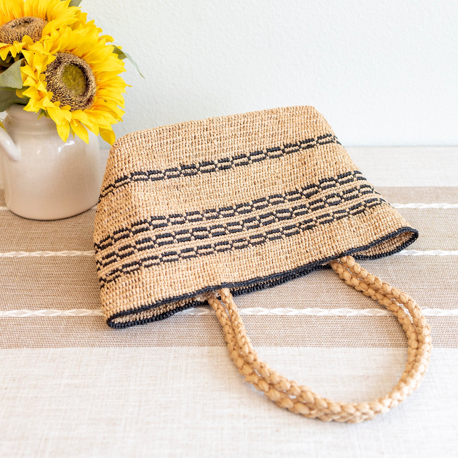 Women’s Everyday Small Raffia Straw Handbag Tote Bag for Beach, Vacation & Summer Outfits