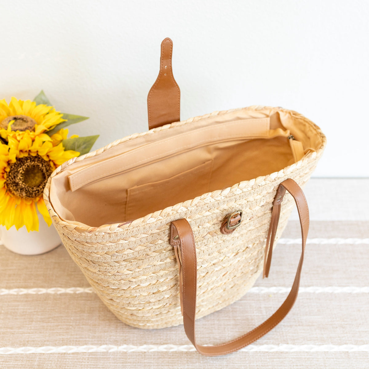 Women's Woven Straw Market Tote Bag for Beach, Vacation & Summer Outfits