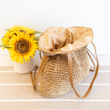 Women’s Retro Straw Woven Tote Bag for Beach, Vacation & Summer Outfits