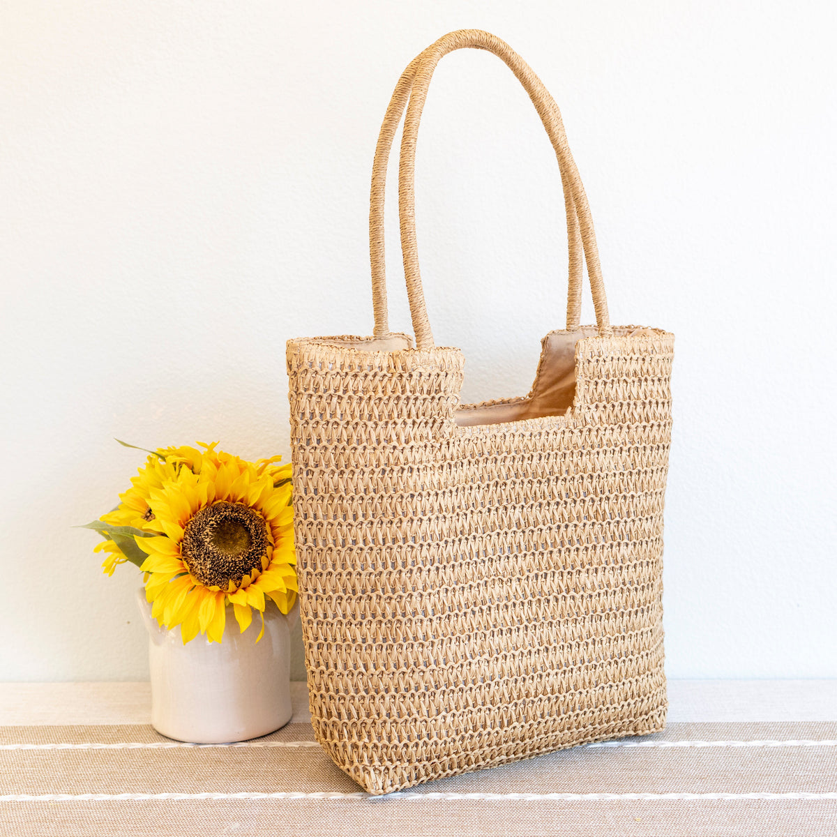 Women’s Retro Straw Woven Tote Bag for Beach, Vacation & Summer Outfits