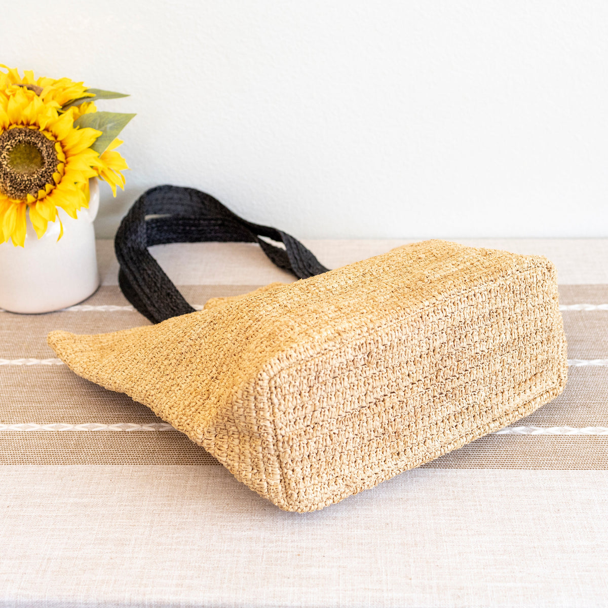 Women’s Large Soft Raffia Woven Summer Straw Tote for Beach, Vacation & Summer Outfits