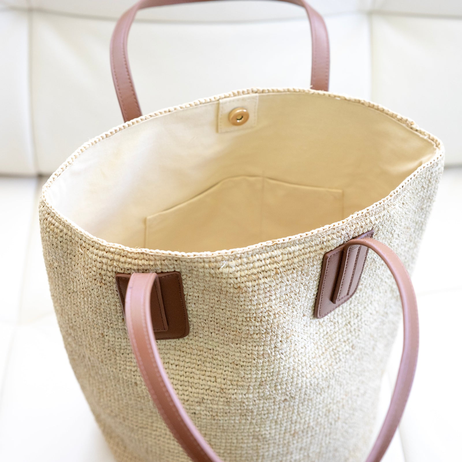 Women’s Large Soft Raffia Woven Summer Straw Tote with Genuine Leather Straps for Beach, Vacation & Summer Outfits