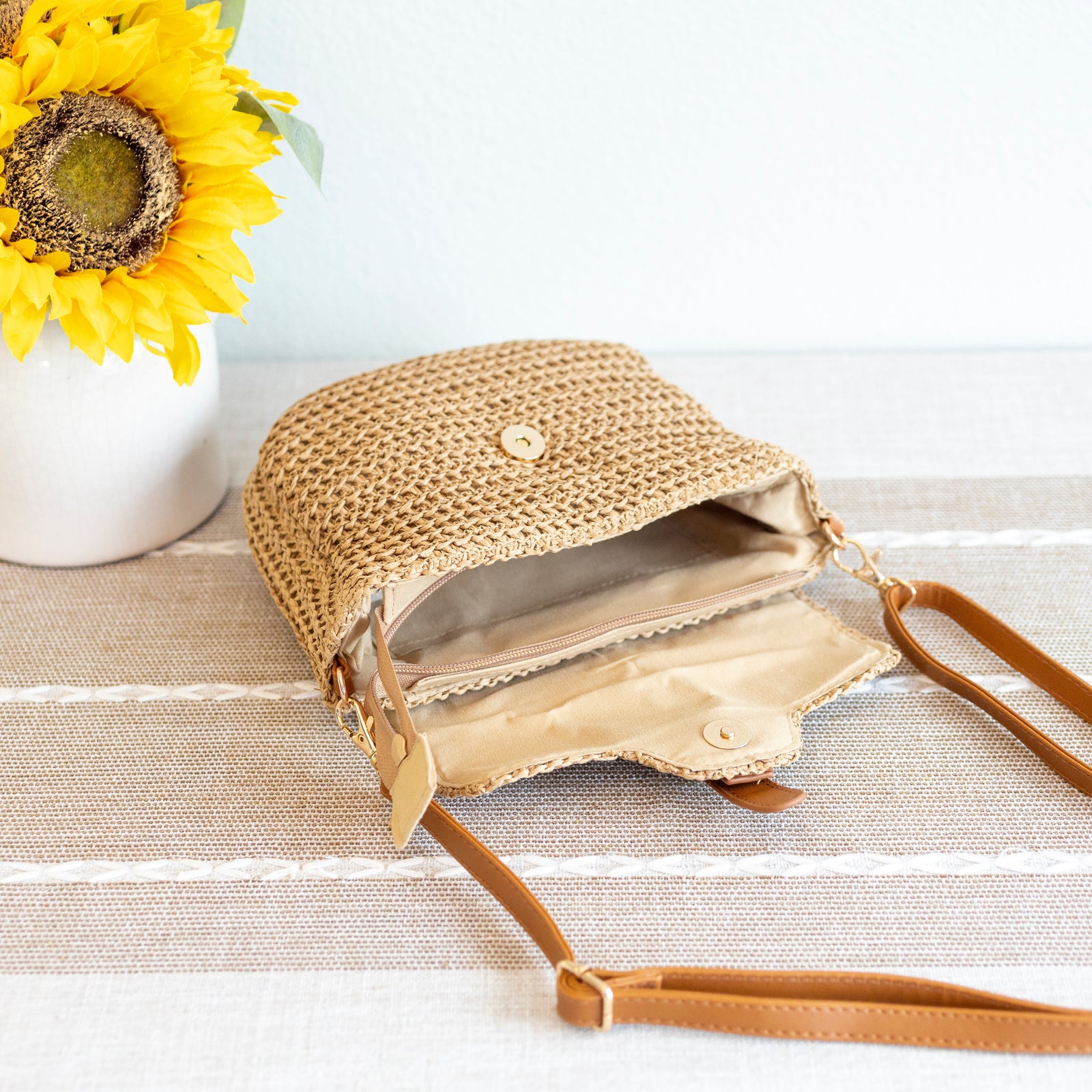 Women’s Straw Woven Crossbody Bag for Beach, Vacation & Summer Outfits