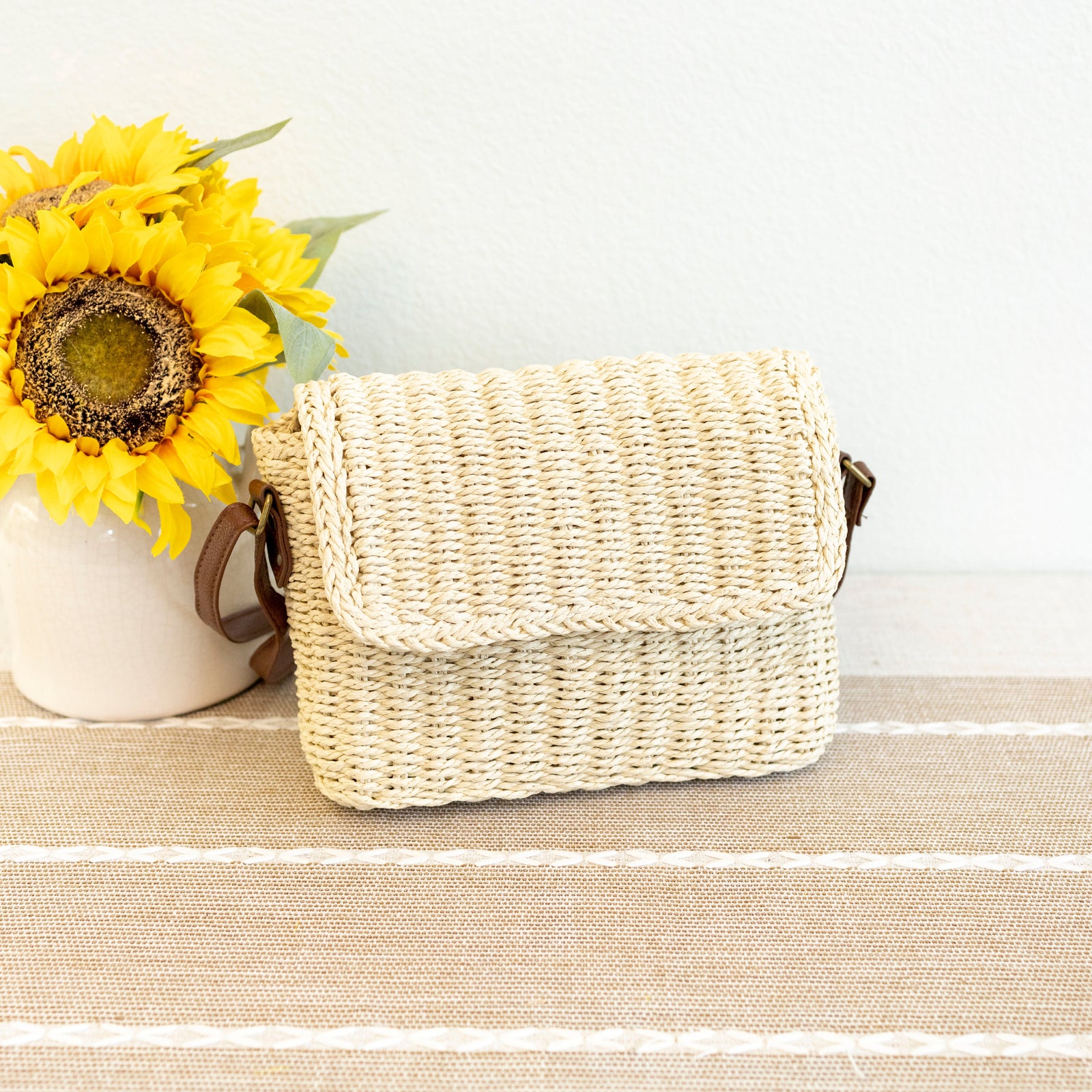 Women’s Straw Woven Messenger Bag with Flap for Beach, Vacation & Summer Outfits
