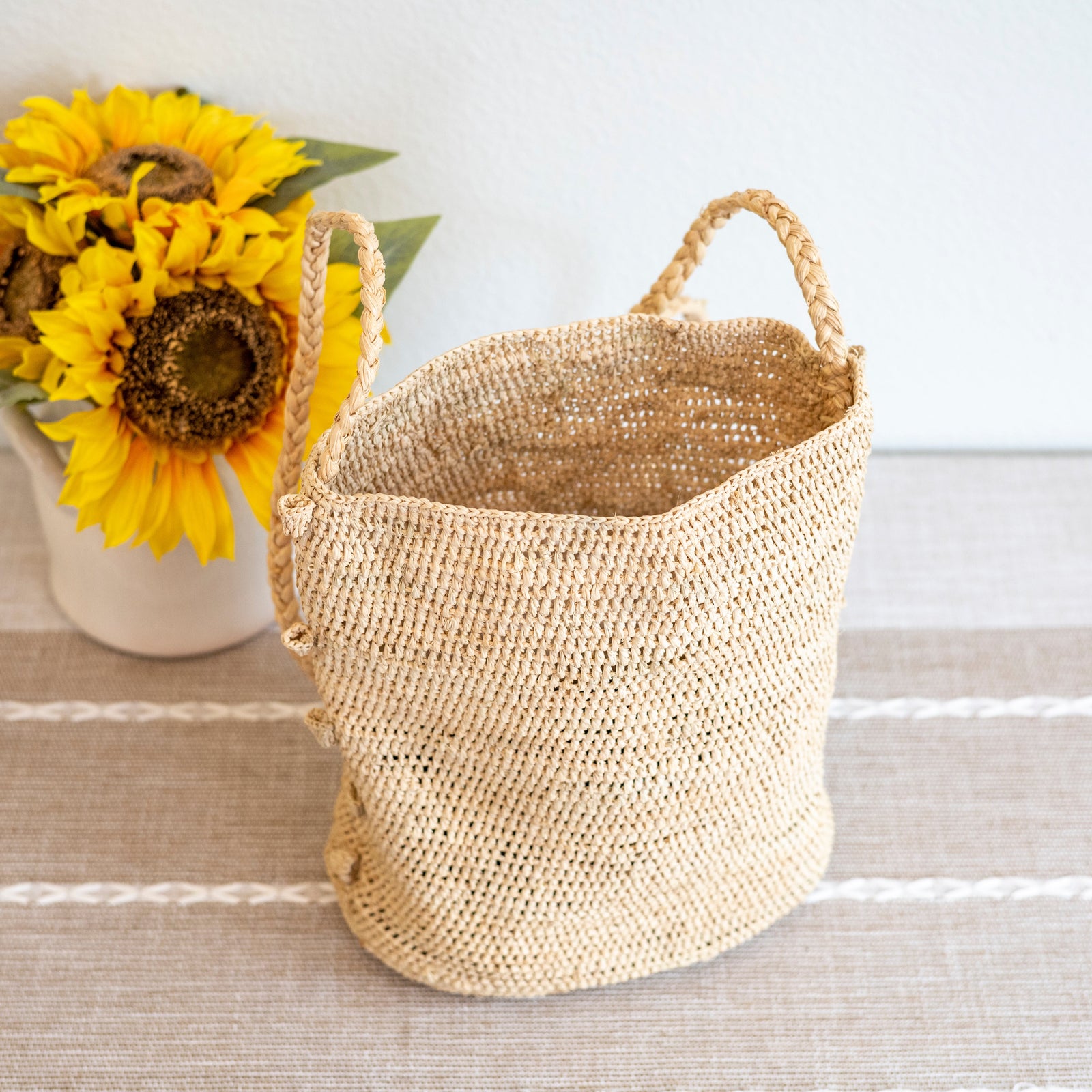 Women's Raffia Straw Crossbody Bag for Beach, Vacation & Summer Outfits