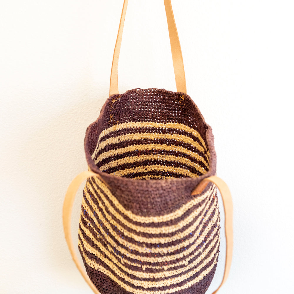 Women’s Soft Raffia Woven Summer Straw Tote with Genuine Leather Straps for Beach, Vacation & Summer Outfits