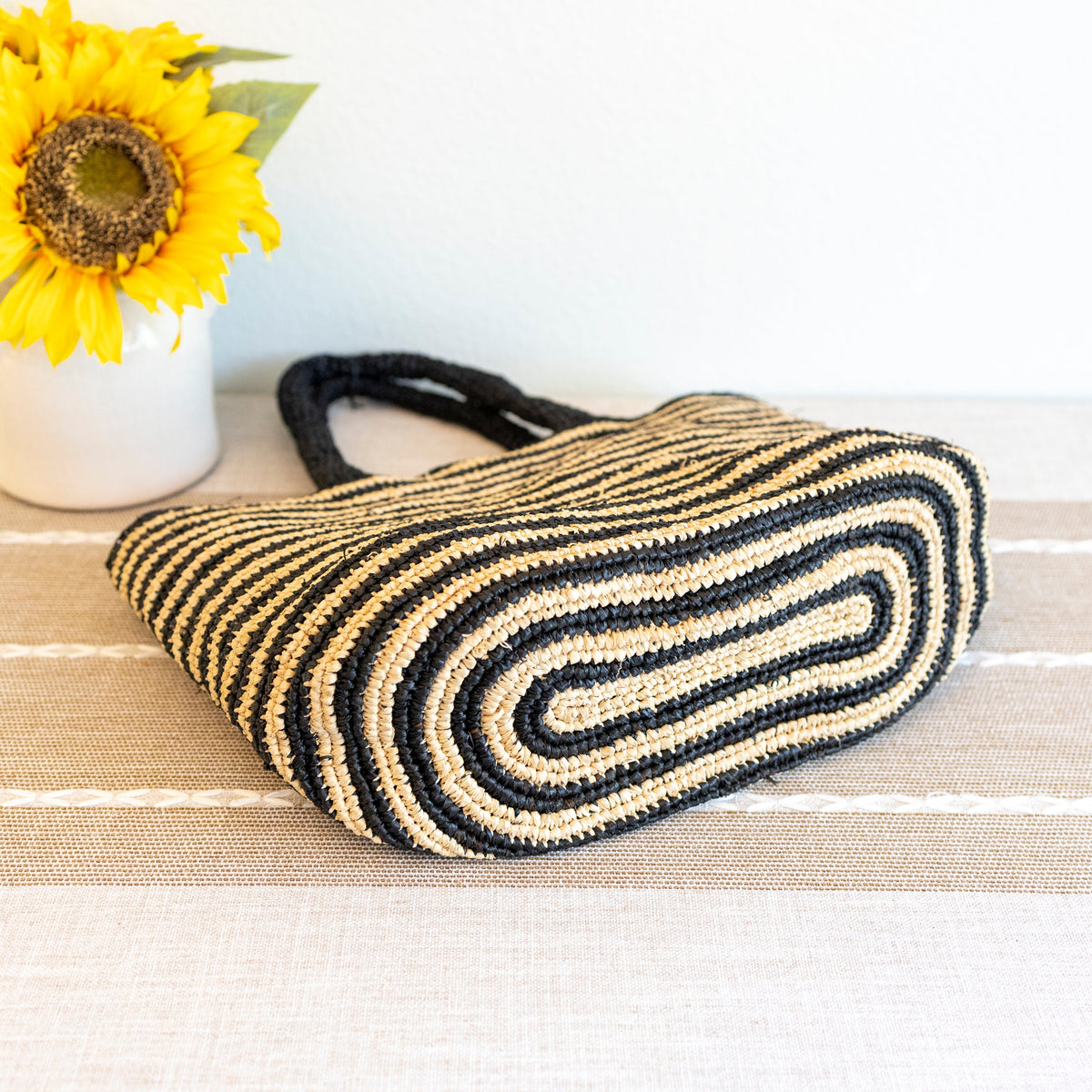 Women’s Raffia Summer Beach Striped Straw Tote Bag for Beach, Vacation & Summer Outfits