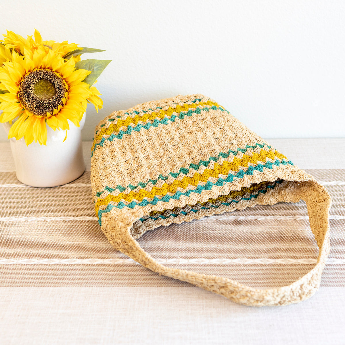 Women’s Summer Raffia Basket Bag for Beach, Vacation & Summer Outfits