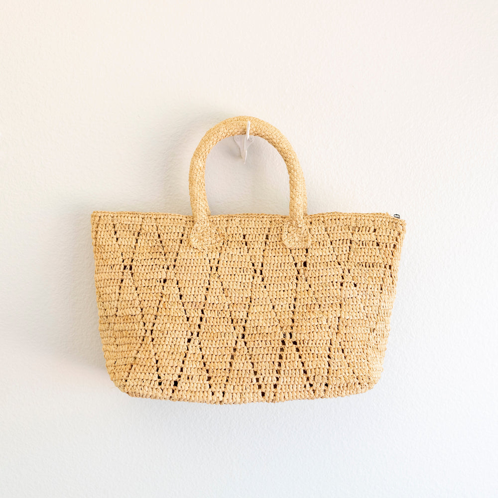 Damen handgewebte Bast-Strandtasche mit Henkel für Strand, Urlaub und Sommer-Outfits