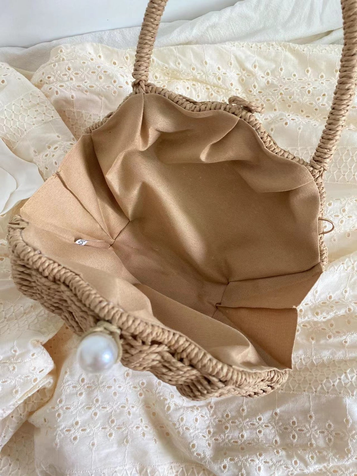 Women’s Summer Straw Shell Shape Shoulder Purse for Beach, Vacation & Summer Outfits