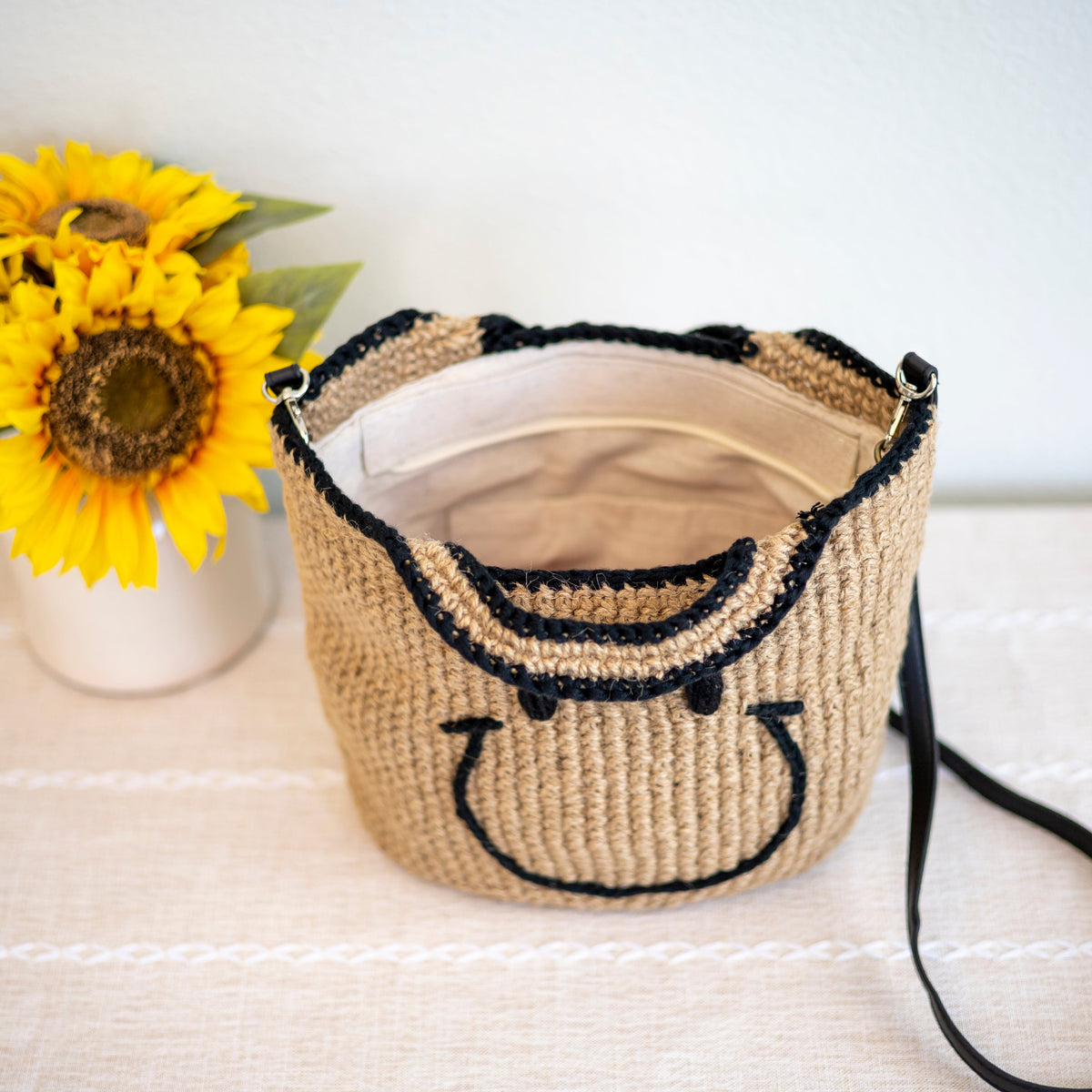Women’s Straw Twine Woven Smiley Face Bag Purse for Beach, Vacation & Summer Outfits